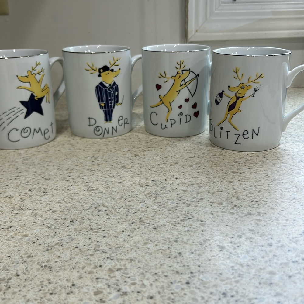 Vintage Pottery Barn Set of 4 Silver Rimmed Reindeer Mugs